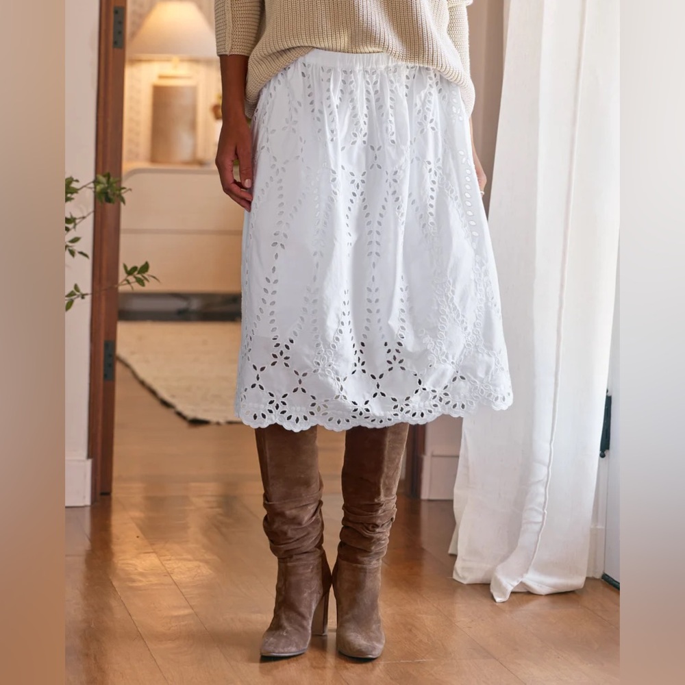 Frank and Eileen Gracie Skirt in white